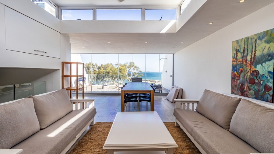 To Let 4 Bedroom Property for Rent in Gordons Bay Village Western Cape